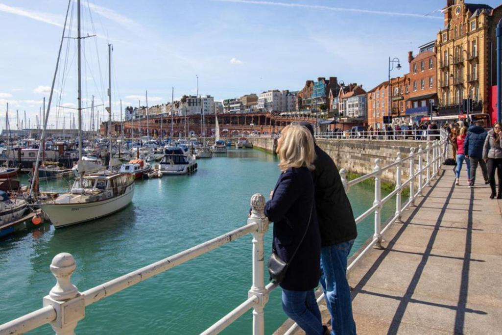 Vitamin Sea Beachfront Apartment Ramsgate - Sleeps 4 Exteriér fotografie